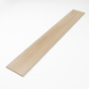 Keramisch parket licht eiken plank Lin Chiaro 20x120 cm op witte achtergrond met zichtbare houtstructuur.