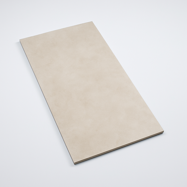 Mystone Beige keramische tegel 60x120 cm diagonaal gefotografeerd met warme beige kleur en subtiele natuursteenlook, ideaal voor vloer en wand.