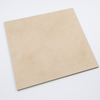 Mystone Beige keramische tegel 80x80 cm diagonaal gefotografeerd met warme beige tint en subtiele natuursteenstructuur, perfect voor moderne vloeren.